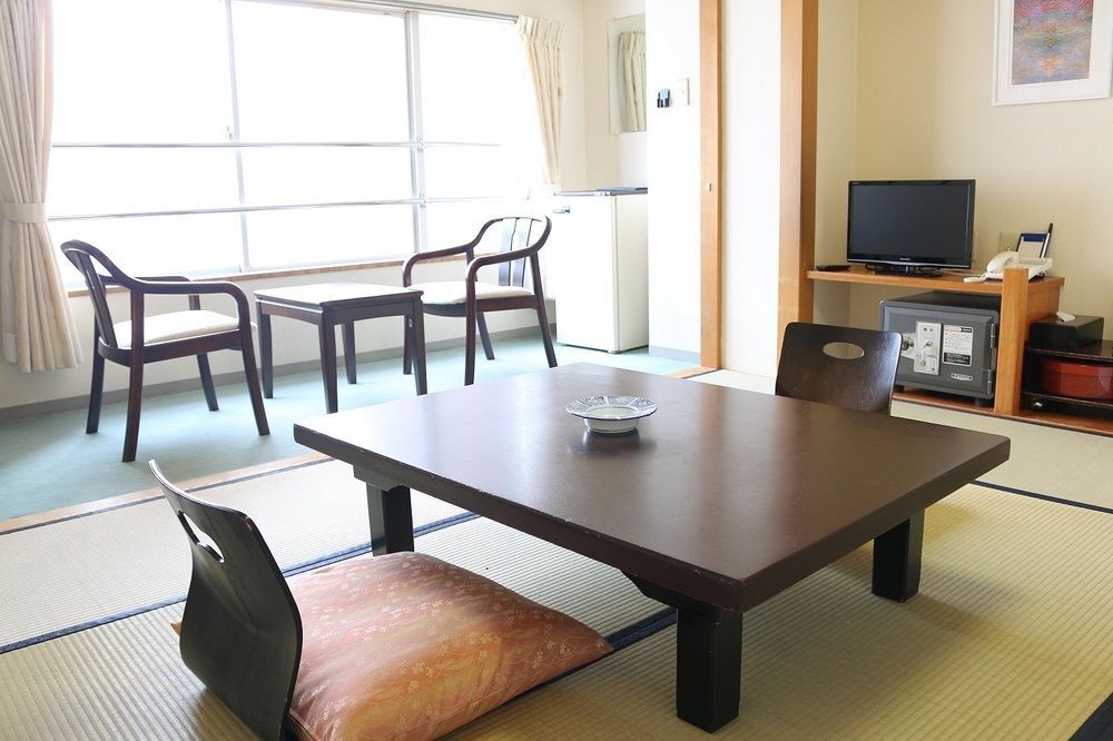 Hotel Sankeien Sapporo Exterior photo
