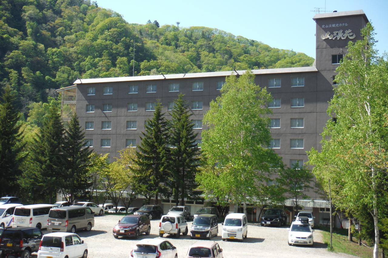 Hotel Sankeien Sapporo Exterior photo