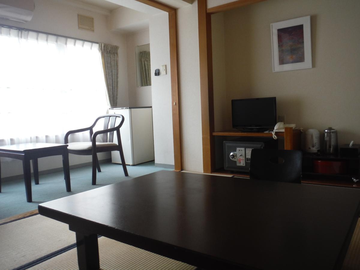 Hotel Sankeien Sapporo Exterior photo